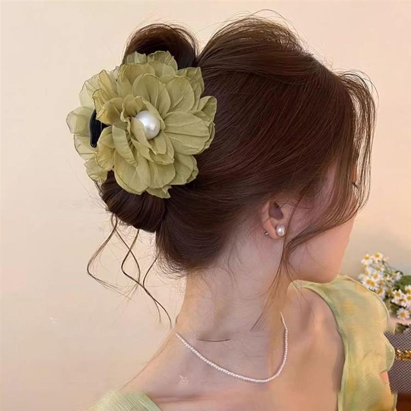 Atmosphere Head Flower Pearl Grasp Clip Women New Gentle Style Shark Premium Back Hair Headpiece