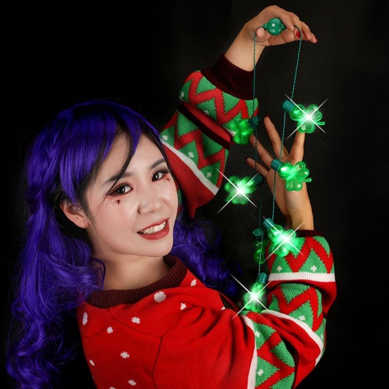 Mini Kløver Blinkende Lysende Blinkende Julelys Kostume Halskæde 7 LED Pærer Kostume Bryllupsfest Dekoration