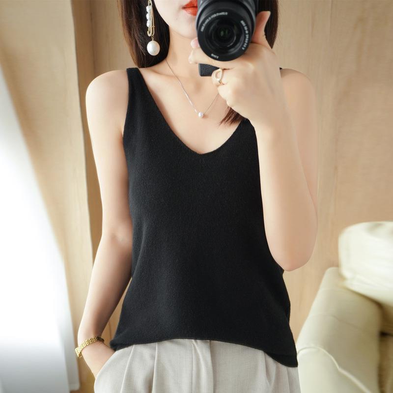 2024 Spring/Summer Women's V-Neck Knit Camisole: Slim, Sleeveless, Versatile Base Layer
