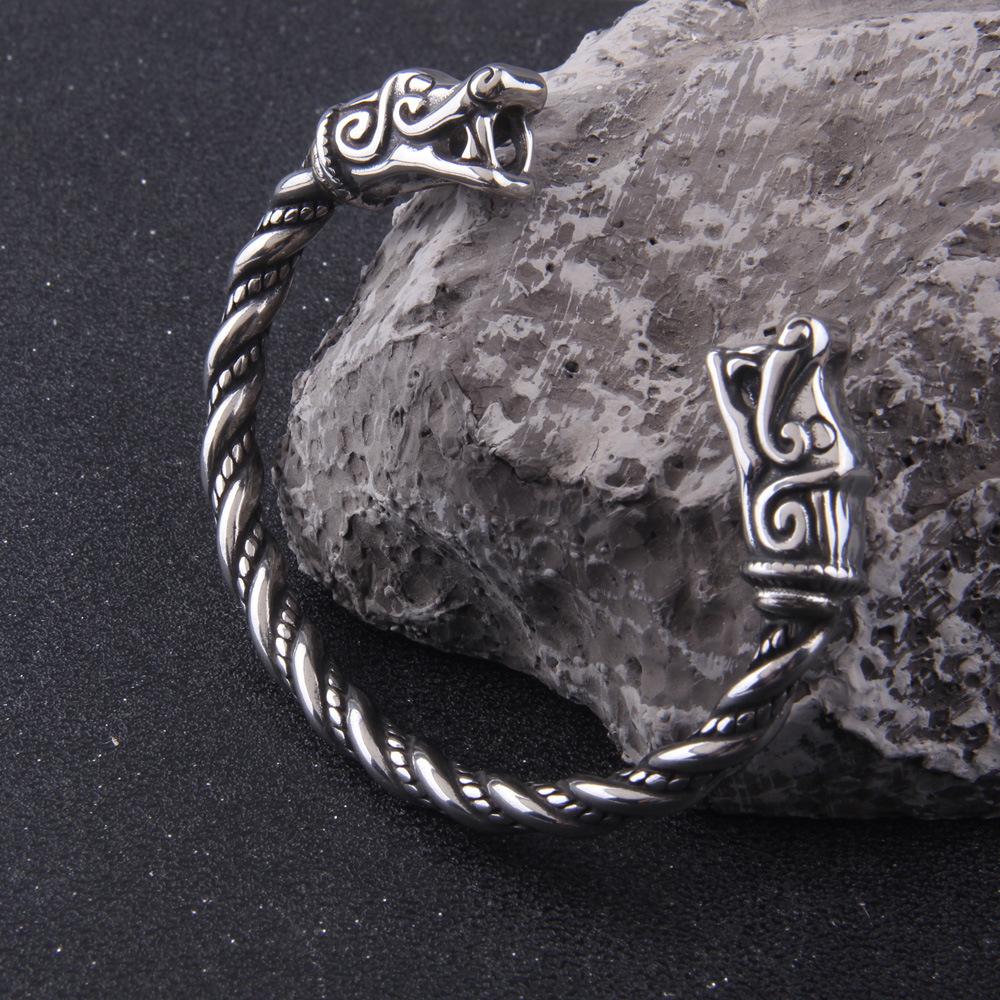 Viking retro dragon head bracelet popular accessory retro men s bracelet