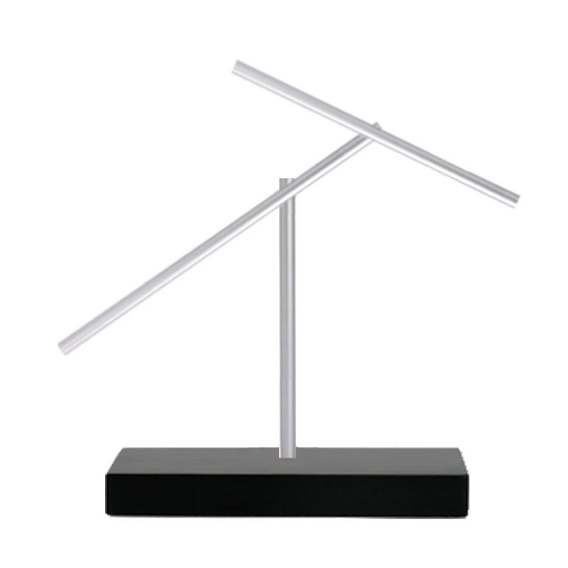 Creative Anti-Gravity Newton's Cradle: Iron Man Chaotic Pendulum Ornament for Housewarming or Business Gift