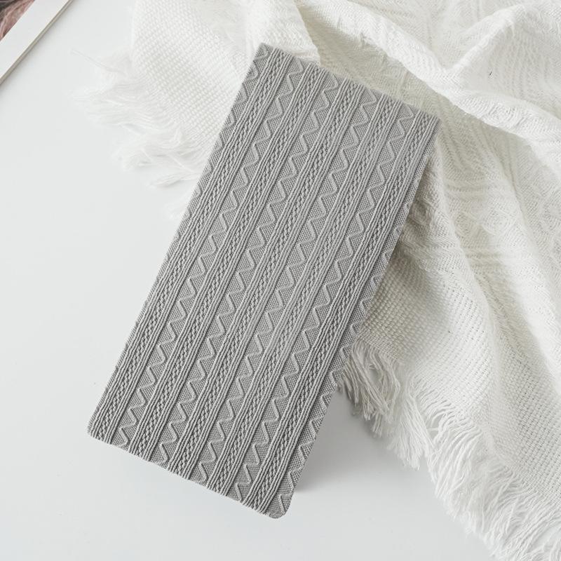 

Серые бархатные жаккардовые колготки в вертикальную полоску для весны и осени One Size светло-серый