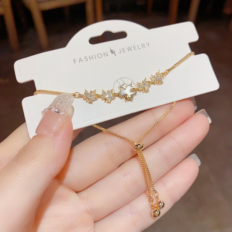 Unique and trendy zircon bracelet - women's light luxury, versatile design