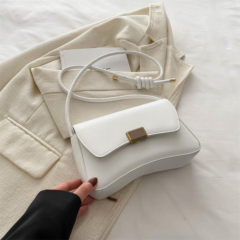 Trendy Korean Style Solid Color Casual Pu Crossbody Bag For Fashionable Outfits