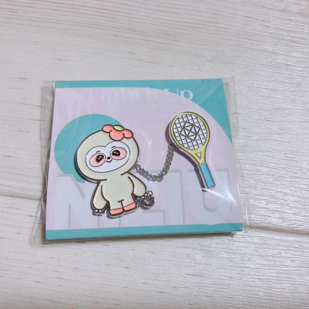 [USED] NiziU NIZOO Pin Badge ANO Ayaka Tennis Pin Badge