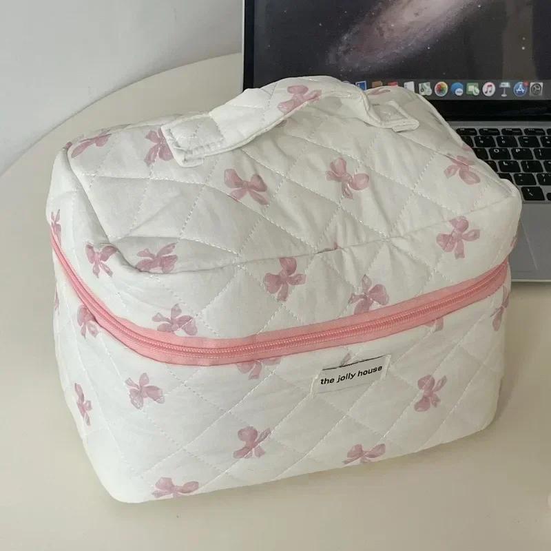 2024 Pink Bear Quilting Women Cosmetic Bag Cute Zipper Makeup Travel Organizer Female Handbag Toiletry Pouch for Girls