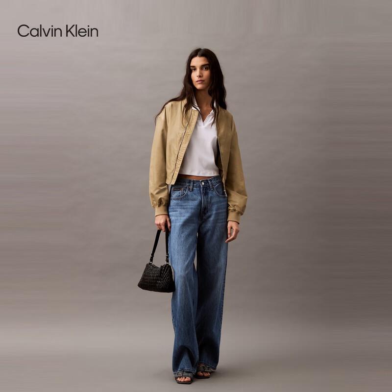 

Calvin Klein Jeans Women s Ribbed Cropped V-Neck Polo T-Shirt XS