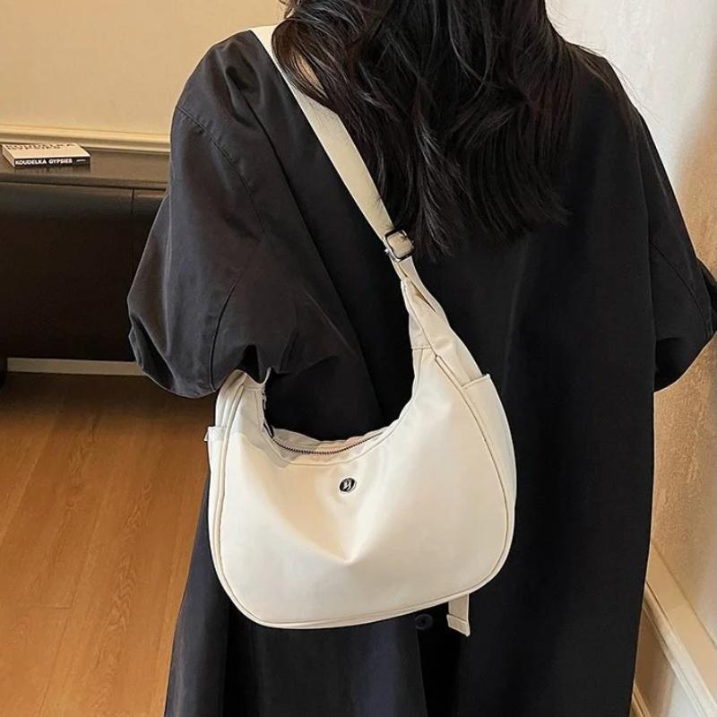 Design Solid Nylon Sweet Small Waist Bag Masculino Leisure Commuting Shoulder Bags Simple and Fashionable Women's Crossbody Bags