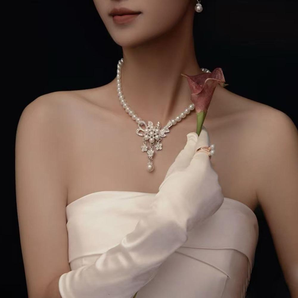 Shijia Pearl Necklace Women's Niche Light Luxury Design High-end Temperament Collarbone Chain Neck Chain Sweater Chain Bead Chain