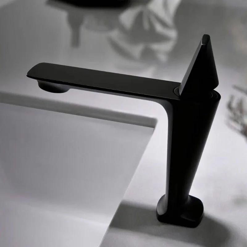 KEMAIDI Rose Gold Bathroom Basin Sink Faucet Square Brass Bathroom Mixers Single Handle White Vanity Sink Mixer Faucet Basin Tap