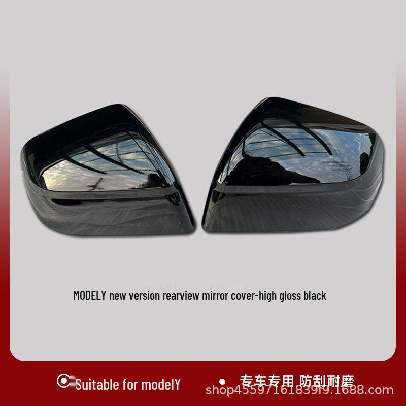 Carbon Fiber Protective Cover for 25-Year-Old Tesla Model Y Rearview Mirror Modification