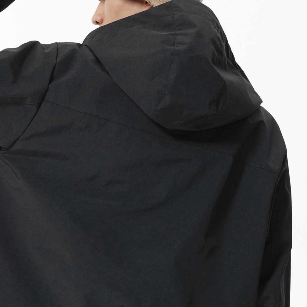 New Balance Men's New Balance Multiple Pockets Woven Hooded Jacket Black AMJ21356-BK