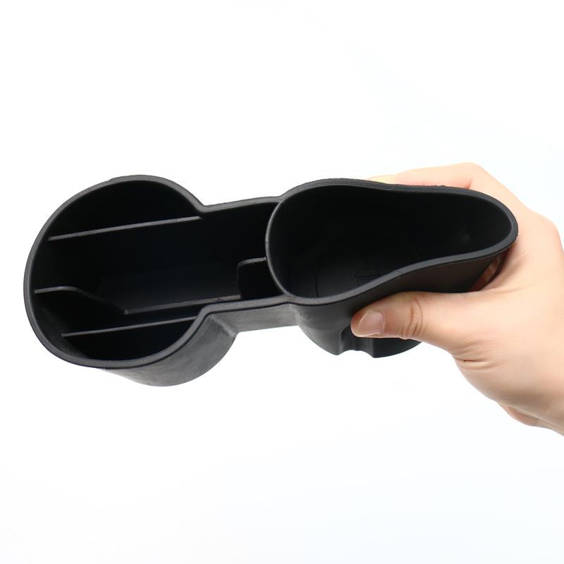 TPE Water Bottle Holders: Fits 21 Tesla Model 3 Y Models, Dual Slots for Efficient Storage and Organization.