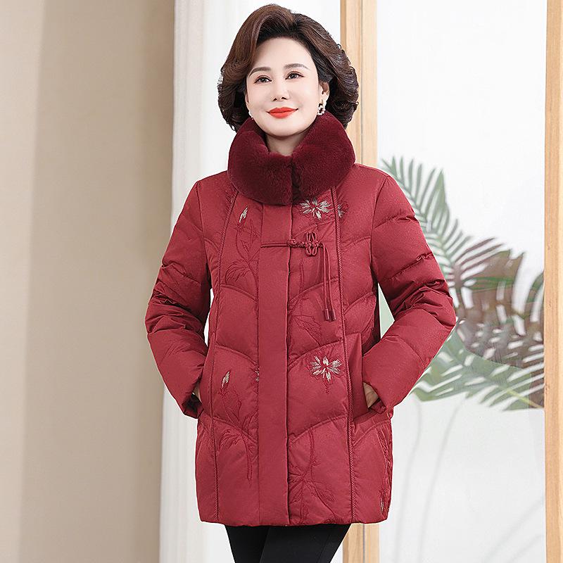 

Mom s Red Winter Down Jacket: Stylish Thickened Chinese New Year Coat for Middle-Aged and Elderly Women 5XL (150-165 Jin)