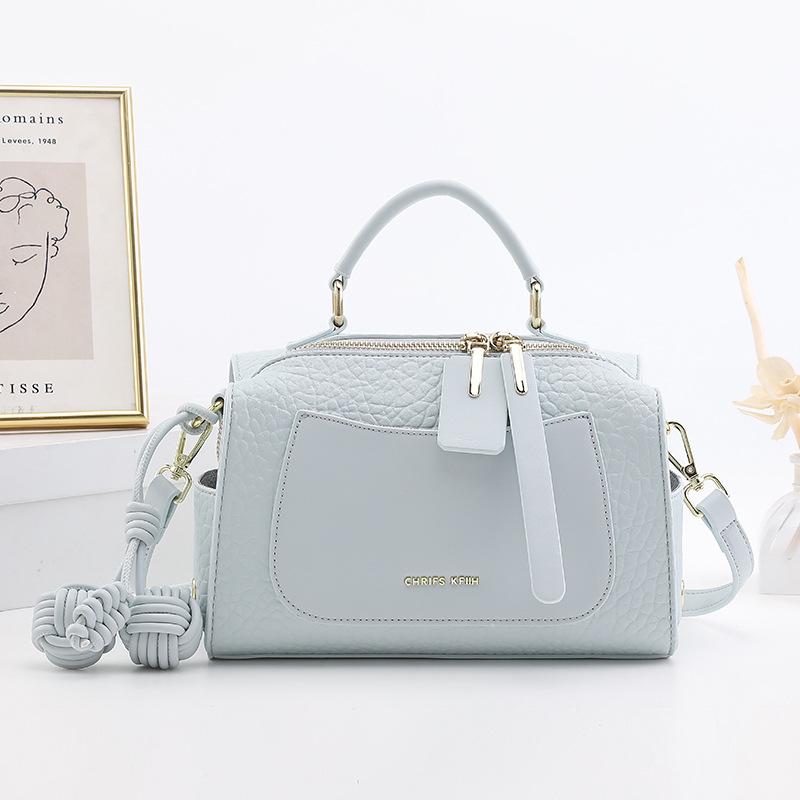 

Advanced Pillow Bag, New Commuter Genuine Leather Texture, Large Capacity Handheld Casual Single Shoulder Crossbody Bag світло-синій колір