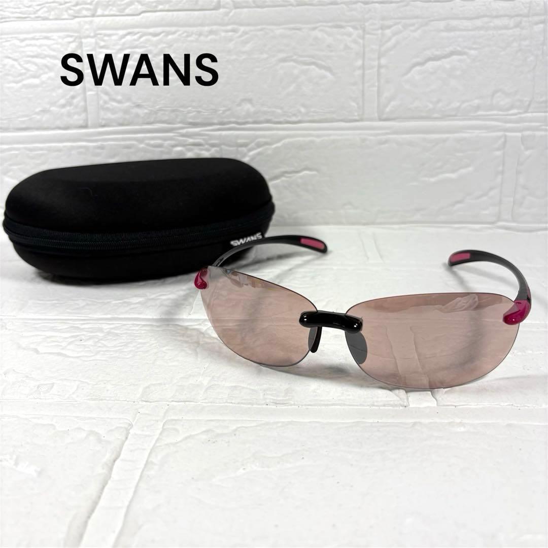

[USED] SWANS Sunglasses with Case, Black/Pink