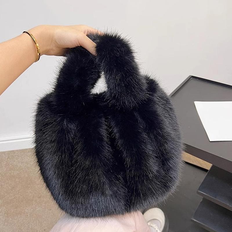 Fashion Cute Soft Plush Bag For Women Girls Luxury Fluffy Tote Bag Versatile Exquisite Autumn Winter Fur Shoulder Handbag Gifts