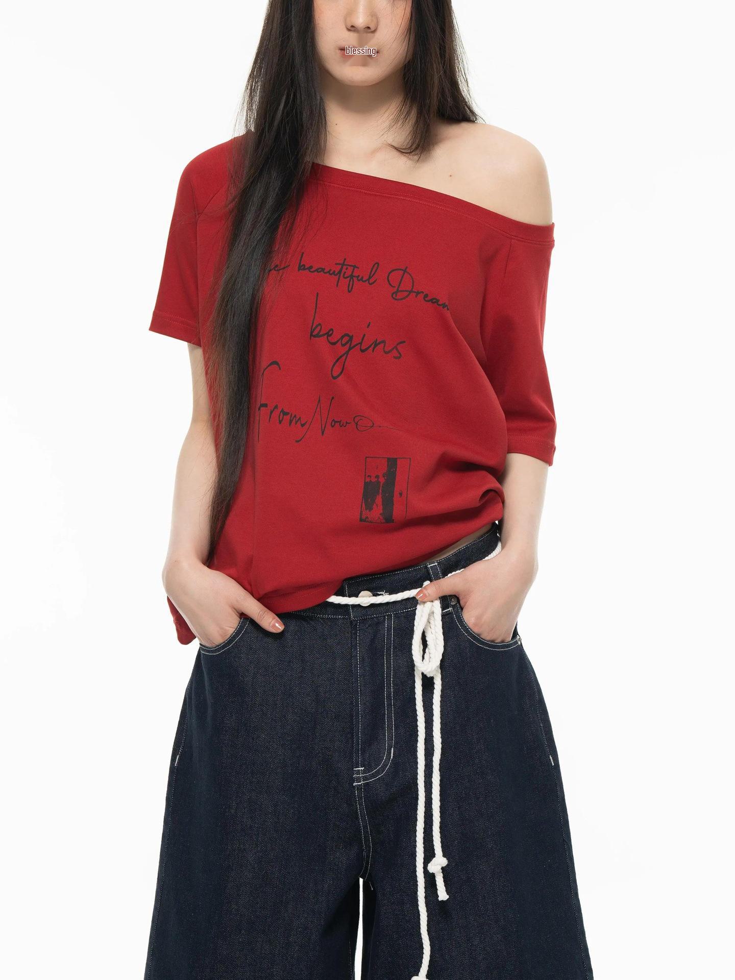 

Женский летний топ 2025 года с открытыми плечами и короткими рукавами в стиле ленивой моды M темно-красного