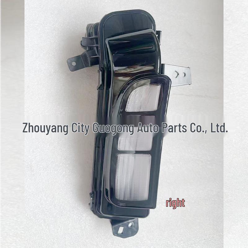 LED-Nebelscheinwerfer und Tagfahrleuchten für den Stoßfänger vorne des T-ROC R-Line 2022-2025