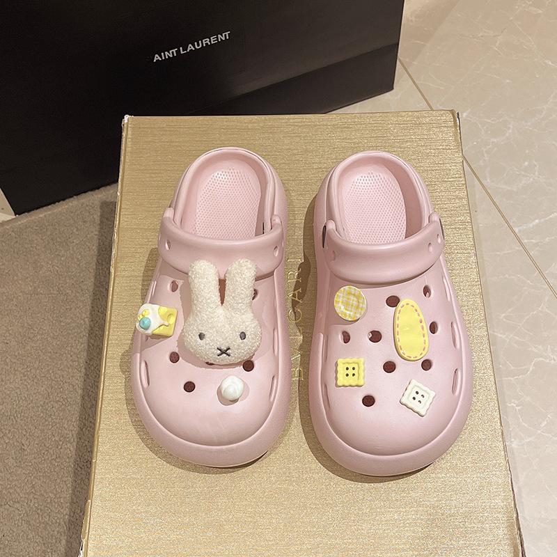 Thick-soled hole shoes women's 2025 new summer outer wear bag head cool slippers women's non-slip cute cartoon one-pedal slippers