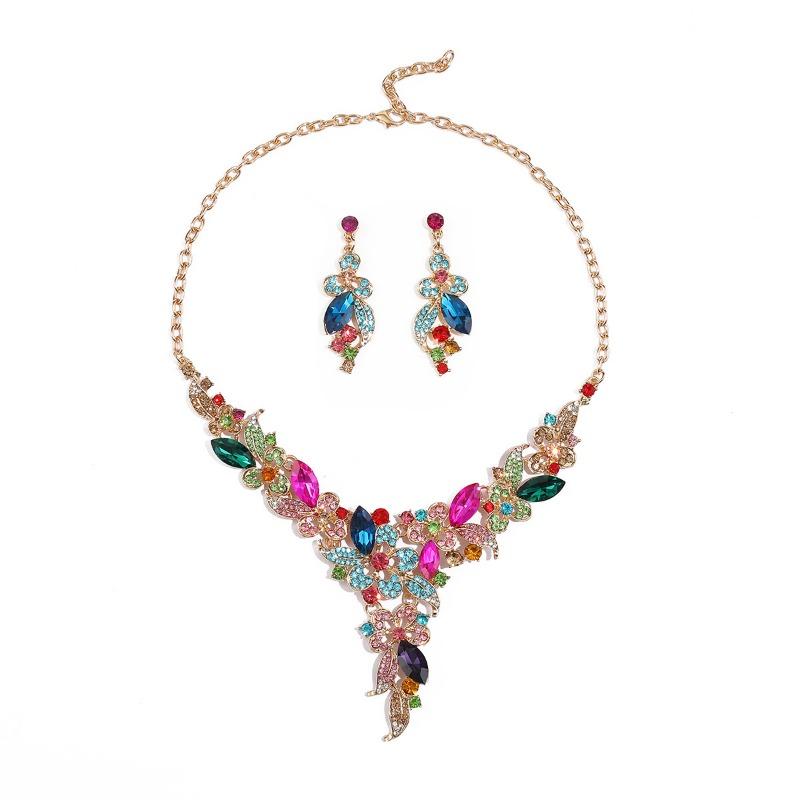 GemChic Damen-Halskette mit Anhänger und Ohrringen, exquisite Legierung, Zweig, Blumen, Kristall, Strass, Schlüsselbein, zweiteiliges Set, Schmuckgeschenk für Geburtstag und Weihnachten