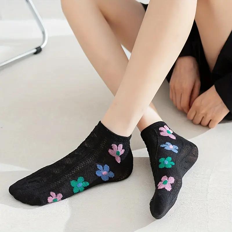5 Pairs Cute and Comfy Floral Print Low Cut Ankle Socks for Women - Soft and Textured Stockings and Hosiery