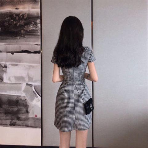 Summer New Retro Chic Plaid Super Fairy Dress Girl Sukol Thin V-neck Waist Temperament Skirt Woman