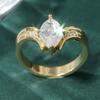 Modischer Ring für Damen in Goldfarbe mit weißen Zirkonia-Einlagen, handgeschnitztes Muster, täglicher Schmuck, Party-Schmuck