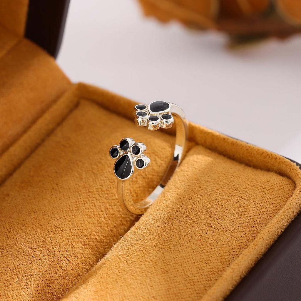 Stylish Black Kitten Paw Open Ring for Women