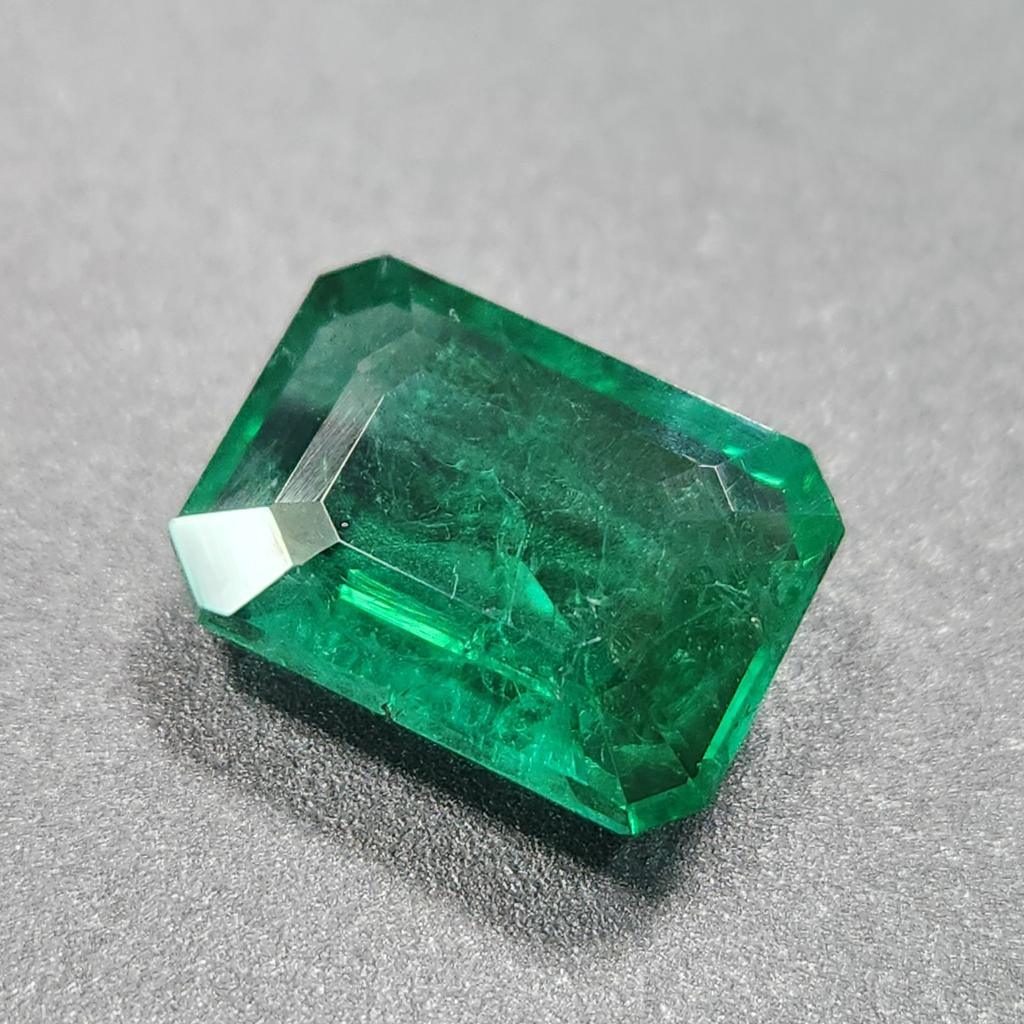 Certified Natural Zambian Green Emerald 9.50 Ct Emerald Cut Loose Gemstone