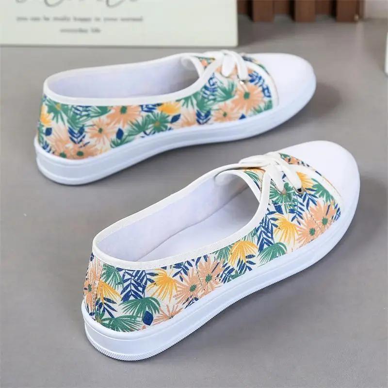 Fashion New Arrival 2025 In Flat Slip On Shoes for Women Offers 39 Deals High Quality Designer Luxury Walking Trends Woman Footwear Sale