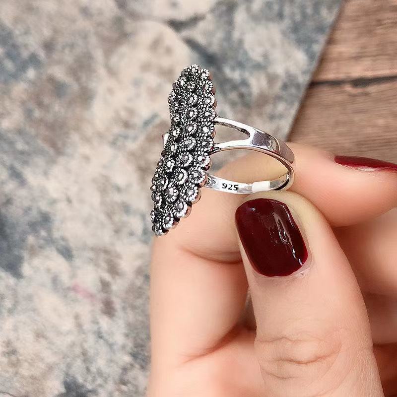 Fashionable Peacock Ring for Women, Japanese, Korean, Cool, European and American Open Index Finger,