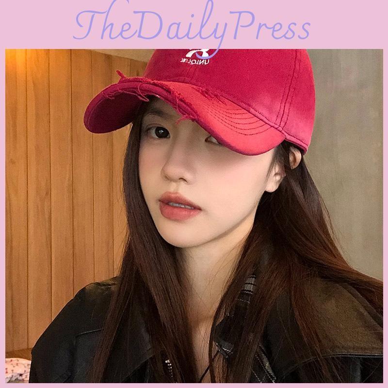 Baseball Red Beautiful Hat For Women Perfect For Spring And Summer Wear Casual