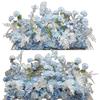 Künstliche Blumendekorationen für den Hochzeitsgang & die Bühne