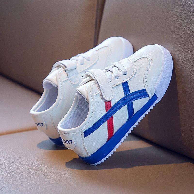 

Весенне-осенняя детская спортивная обувь для мальчиков, подходящая по цвету, повседневная обувь с мягкой нескользящей подошвой 26 синий