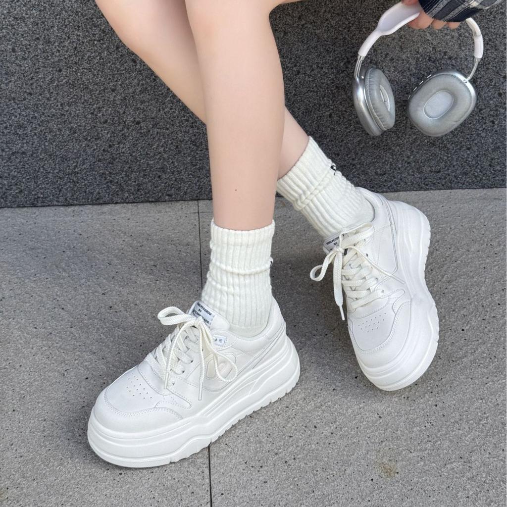 Leather Little White Shoes Women's 2025 Autumn Fashion Versatile, Lightweight, Thick-soled Small People Increase Height, Casual Sports Board Shoes Tid