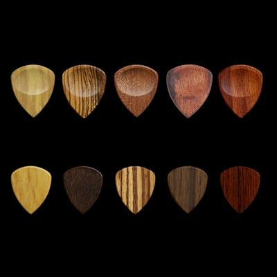 Wood Acoustic Guitar Pick Plectrum Hearted Shape Picks Wood, Handmade, Groove Design,Excellent Gift