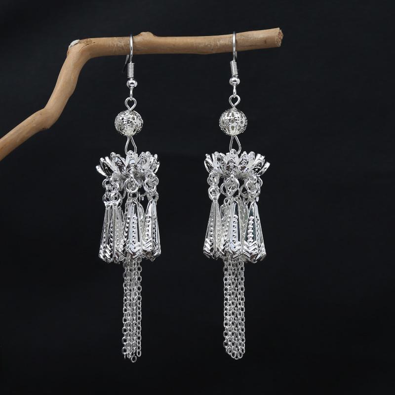 New Miao Long Tassel Minority Earrings, Light Luxury Miao Silver Exaggerated Fashion Temperament Earrings