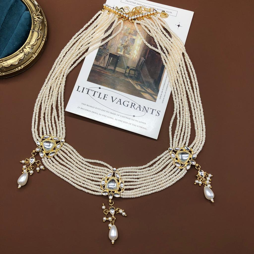 French Court-style Retro Water Drop Pendant, Multi-layer Pearl Necklace, Collarbone Chain Earrings Set, Elegant and Versatile