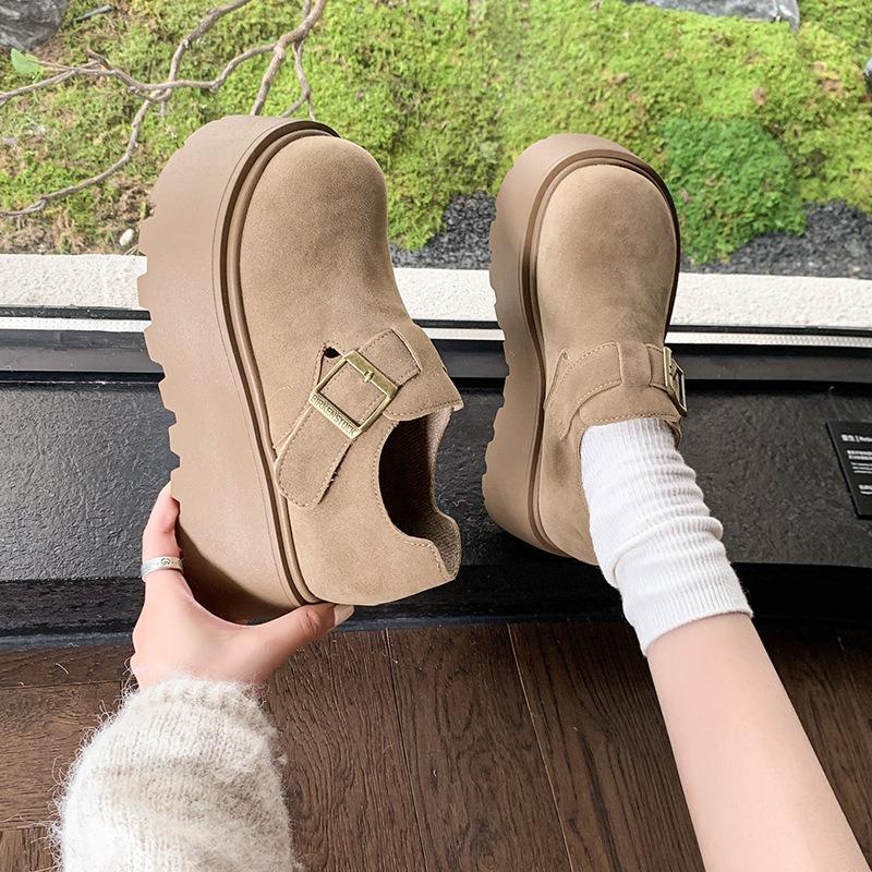 Damernas nya high-end temperament allomfattande plattform enkelskor damernas tidvatten och lata damer