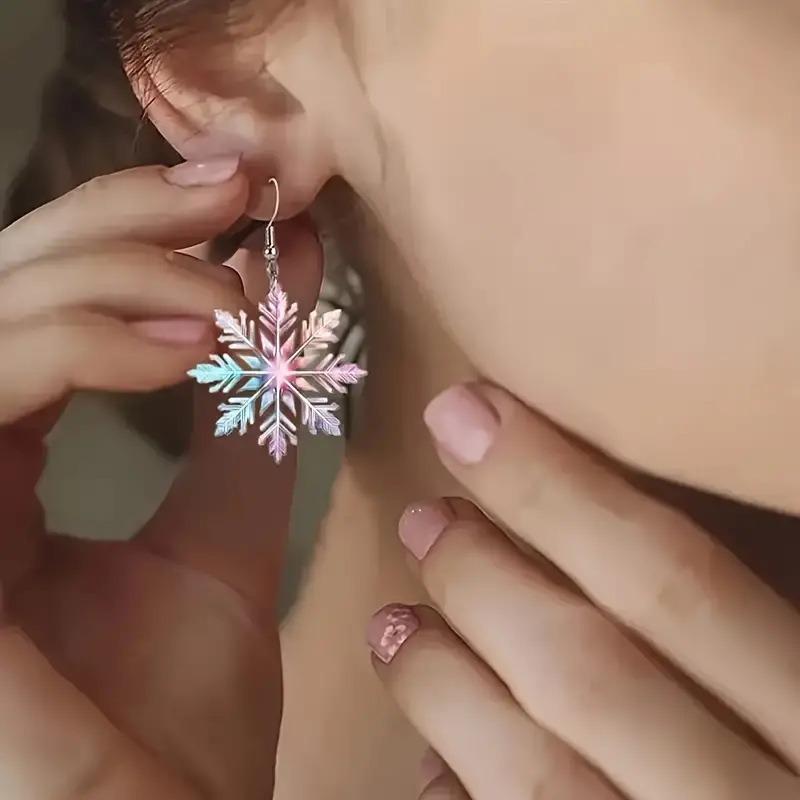New Year's New Ice Cream Color Gradual Change Snowflake Acrylic Earrings 2025 Retro Literary Winter Atmosphere Earrings
