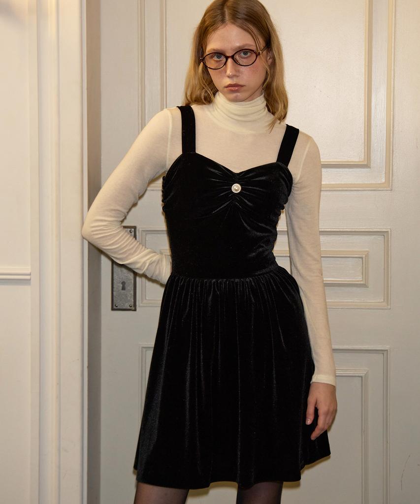 Salon De Yon Button Point Velvet Mini Dress