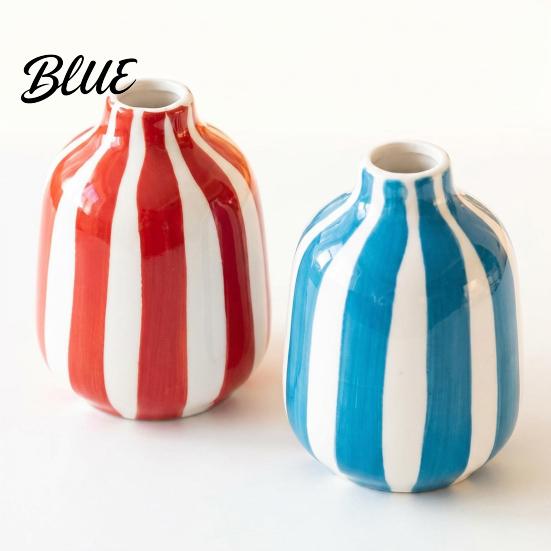 Elegant Housewarming Gift Minimalist Flower Striped Vase Ceramic for Women Modern Decorative Holder Luxury Desktop Decoration Conference Room Living