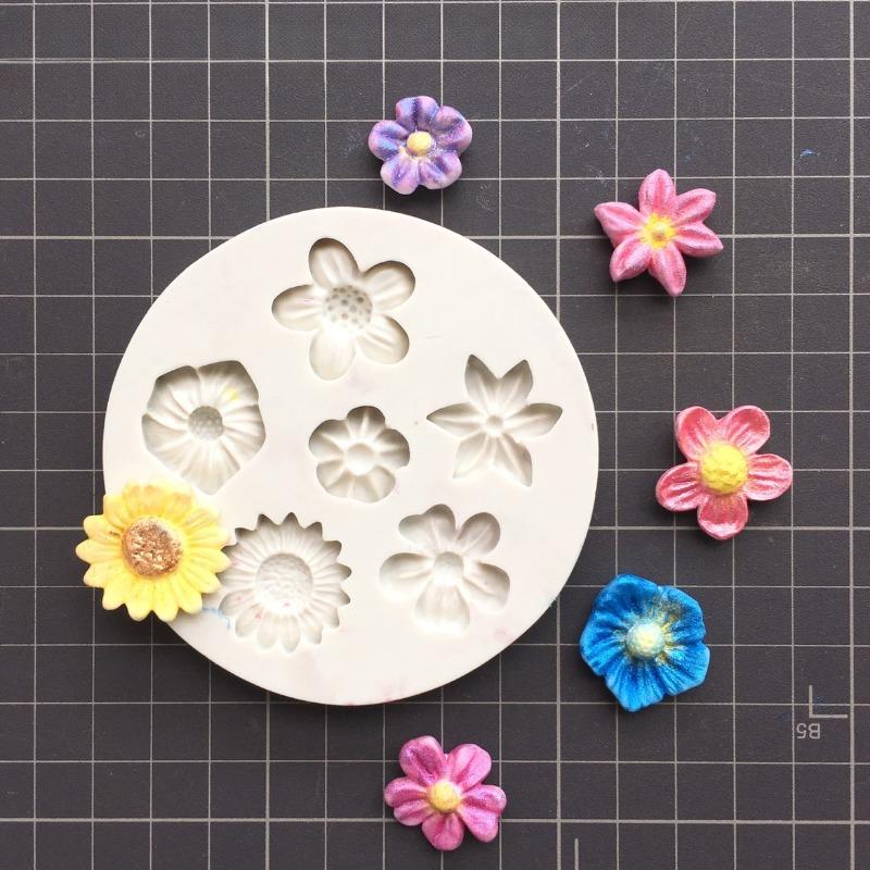 Silicone Fondant Molds for Cake Decorating Chocolate Polymer Clay Soap Crafting DIY Projects with Rose Flower   Blossoms Design