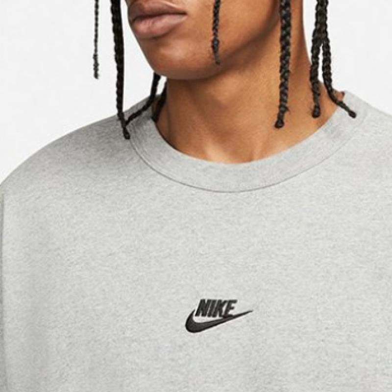 A Nike Premium eSSenTiAlS Men S T ShirT Do7393 063
