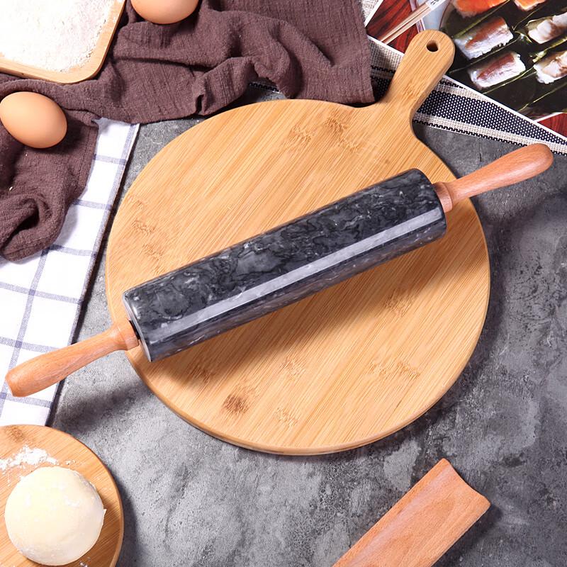 

Большая каменная скалка