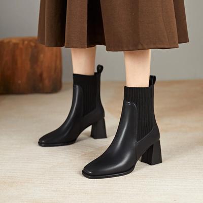 Mode Mode Französisch Retro Quadratische Zehenpartie Damen Schuhe Hochhackig Gestrickte Kurze Stiefel Temperament Dicke Absätze Sockenstiefel 2025