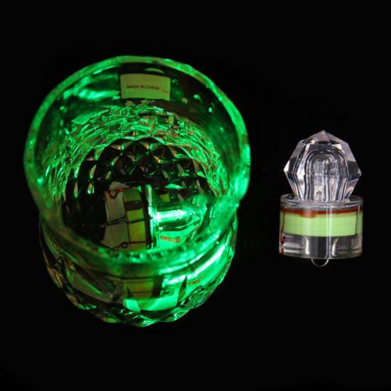 Fankeao Deep Sea Diamond Shape Underwater LED Fishing Light Squid Strobe Bait Lure Tool
