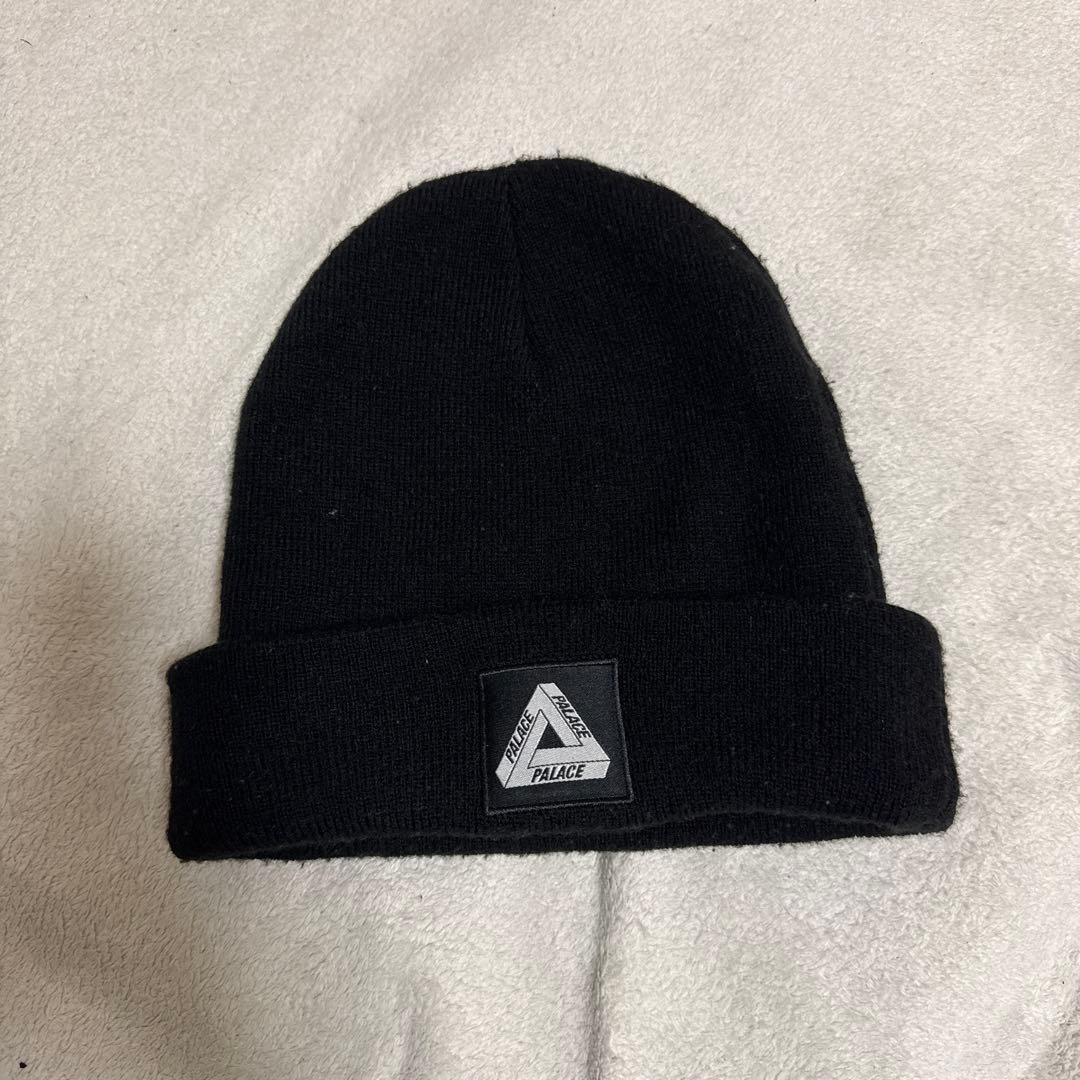 Used PALACE black knit hat y2k