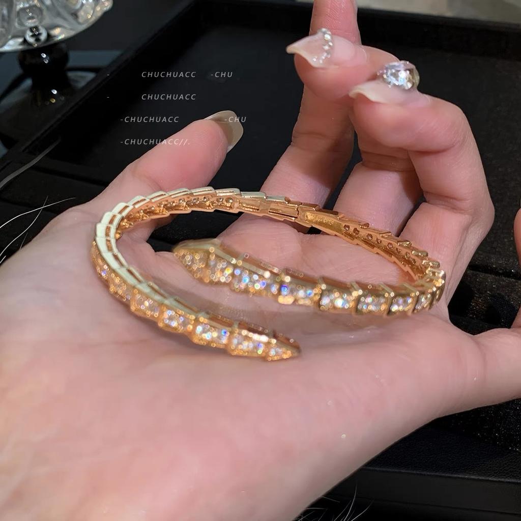 2026 European and American Zircon Snake Bracelet Women's Niche Design Plated 18k Snake Bone Opening Bracelet Fashion Bracelet